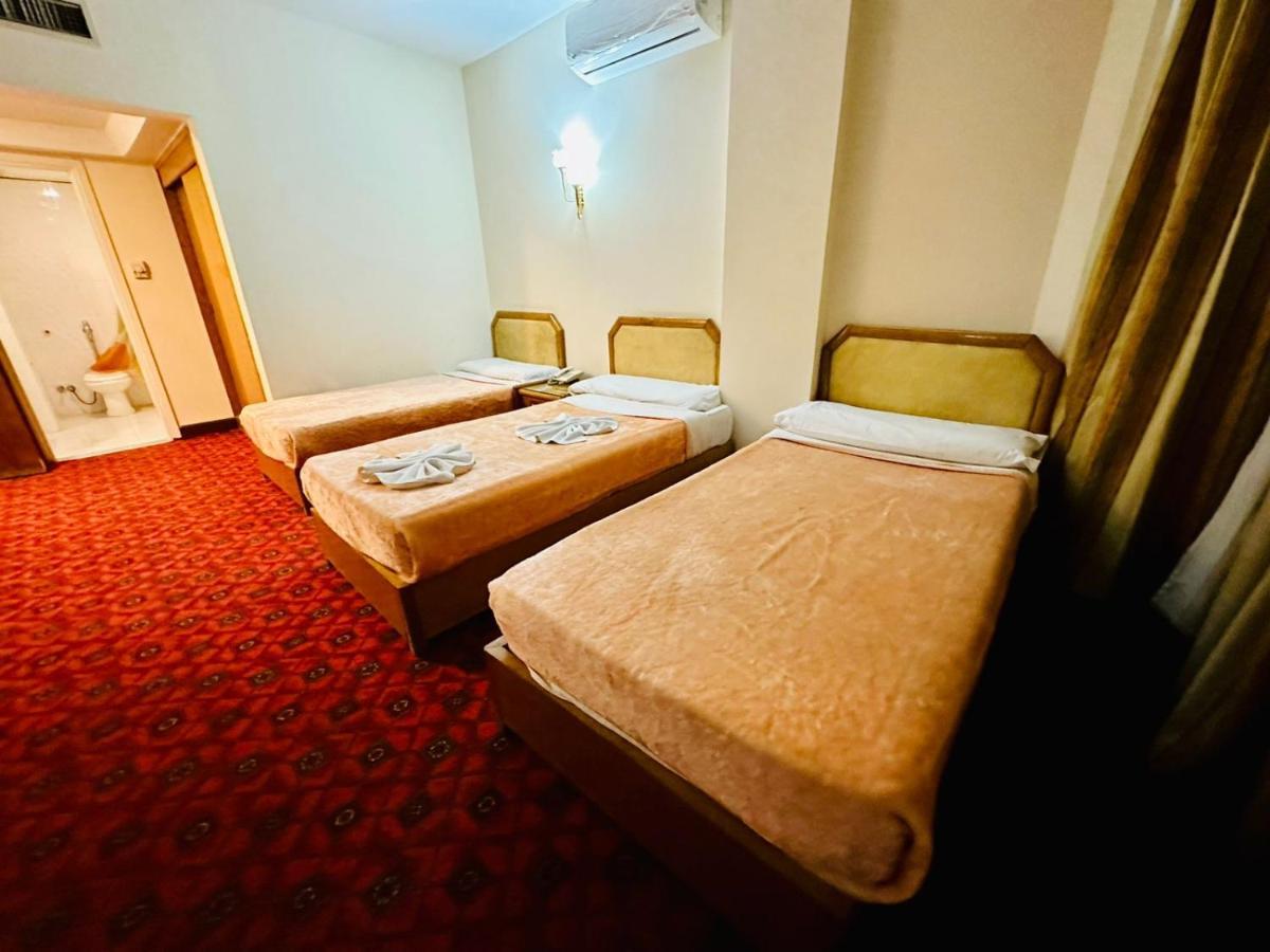 Queens Valley Hotel Louxor Extérieur photo